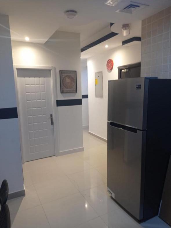Проживання в сім'ї Traveller Partition In Al Barsha 1 Near Metro *