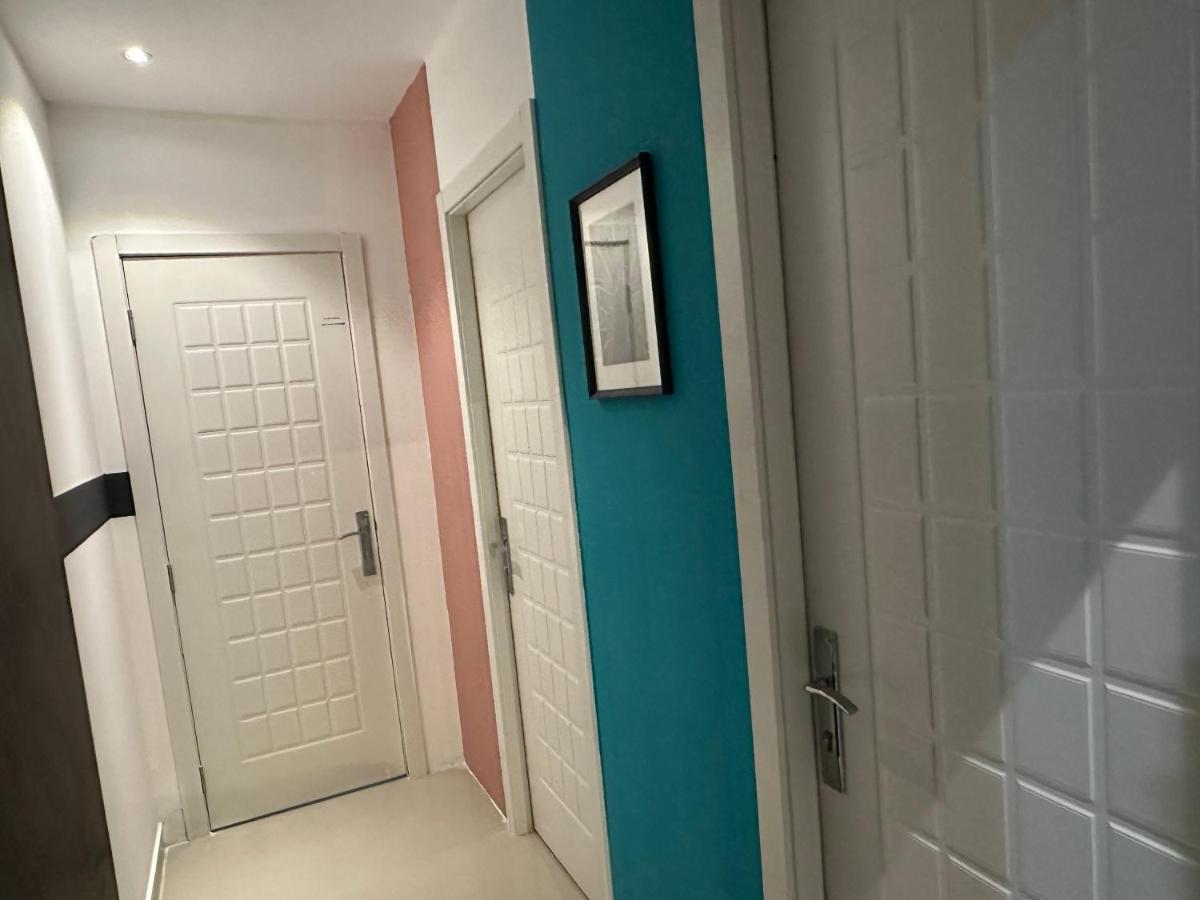 Traveller Partition In Al Barsha 1 Near Metro Проживання в сім'ї Дубай